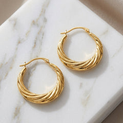 10k Yellow Gold Swirl Textured Graduated Round Hoop Earrings, Diameter 20mm