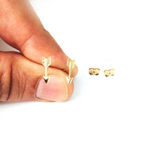 14K Yellow Gold Arrow Stud Earrings fine designer jewelry for men and women