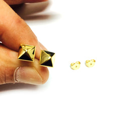 14K Gold Yellow Pyramid Style Stud Earrings fine designer jewelry for men and women