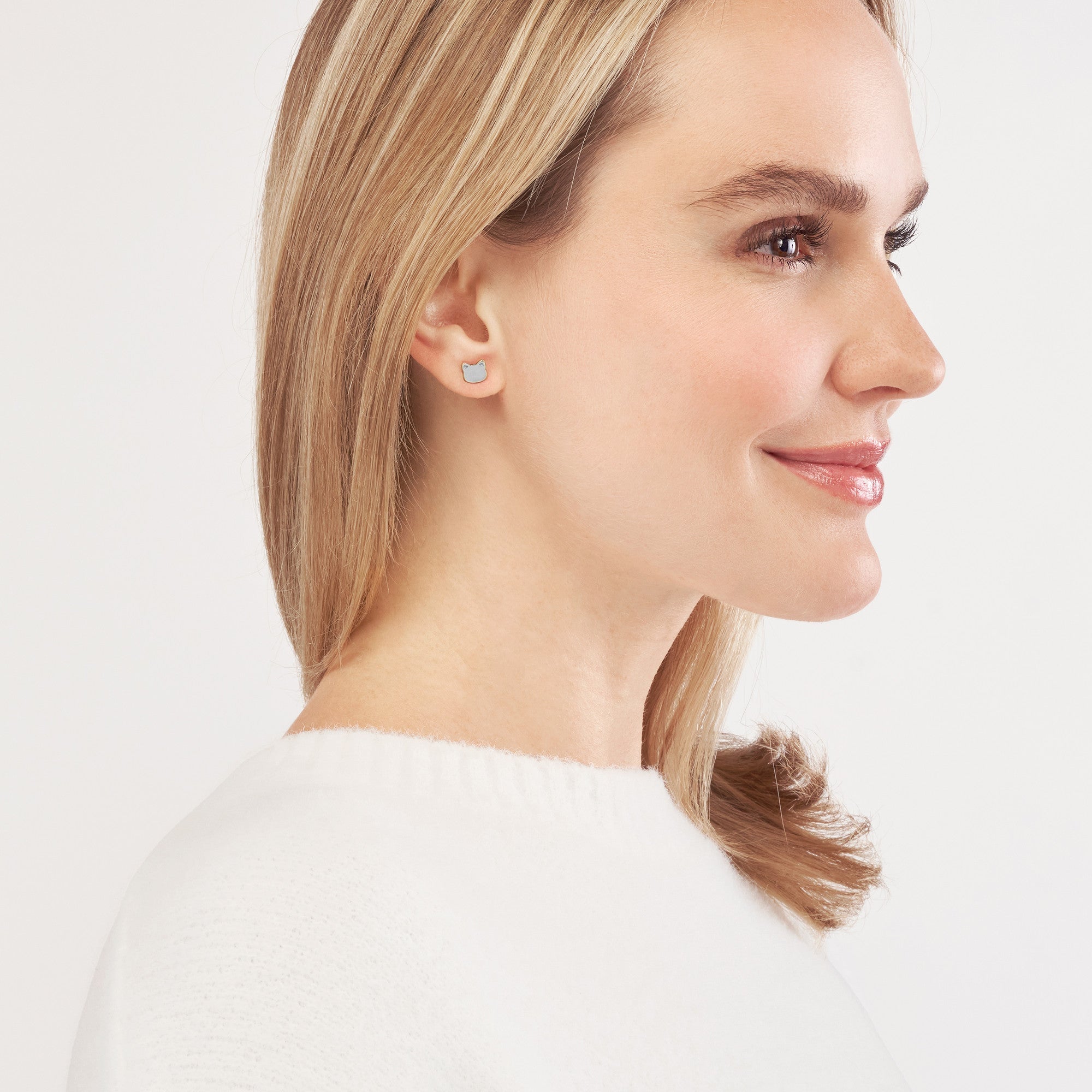 14k Gold Cat Stud Figure Earrings, 10mm