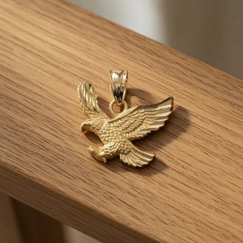 14k Yellow Gold Textured Landing Eagle Pendant Charm, 16x16
