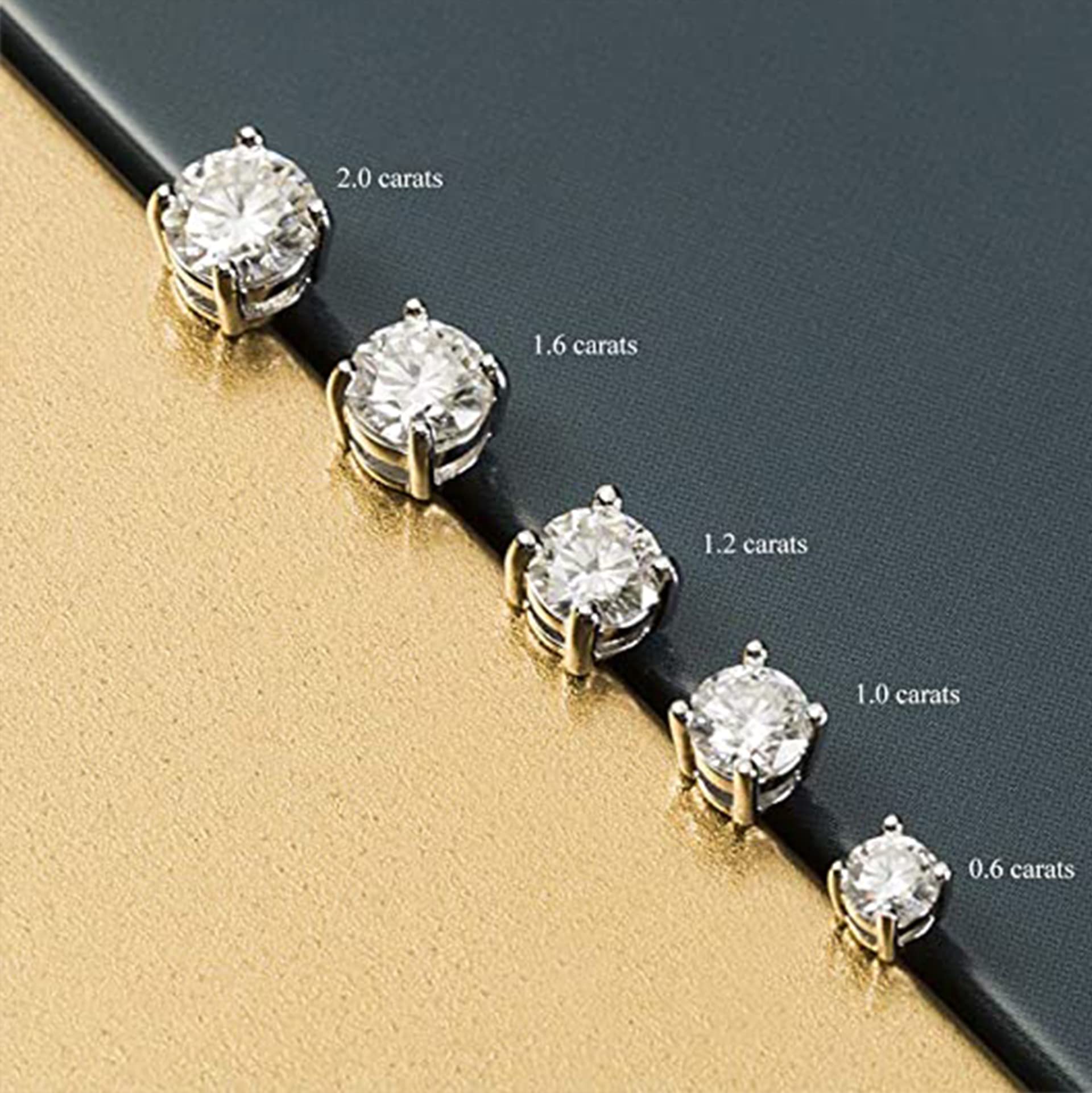 Orecchini a perno con diamanti a 4 punte rotondi in oro bianco o giallo 14k VS / SI GH Lab Grown Gioielli di design per uomini e donne