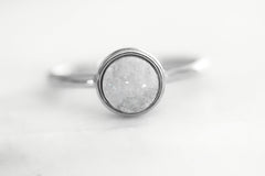Stone Collection - Silver Quartz Ring fina designersmycken för män och kvinnor