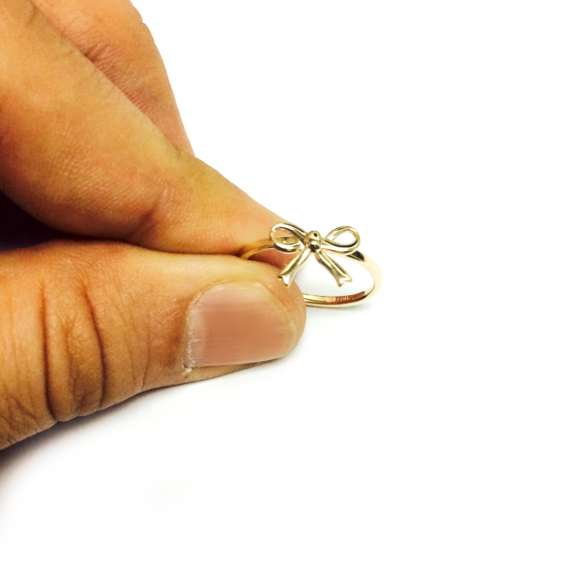 14K Yellow Gold Bow Design Ring, Size 7 - JewelryAffairs
