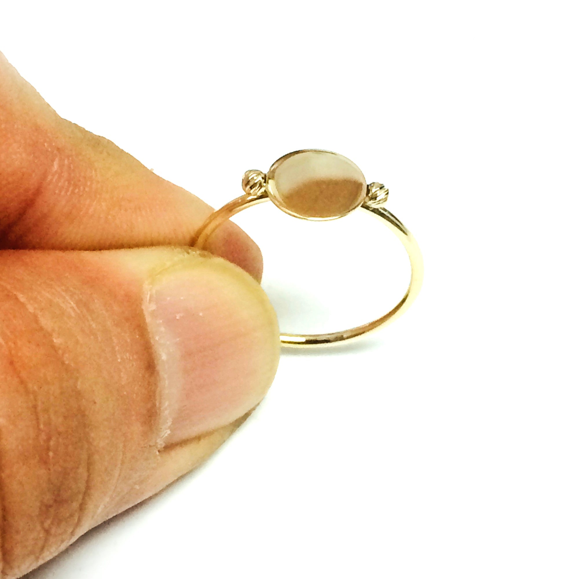 14K Yellow Gold Disc With Diamond Cut Beads Ring, Size 7 - JewelryAffairs