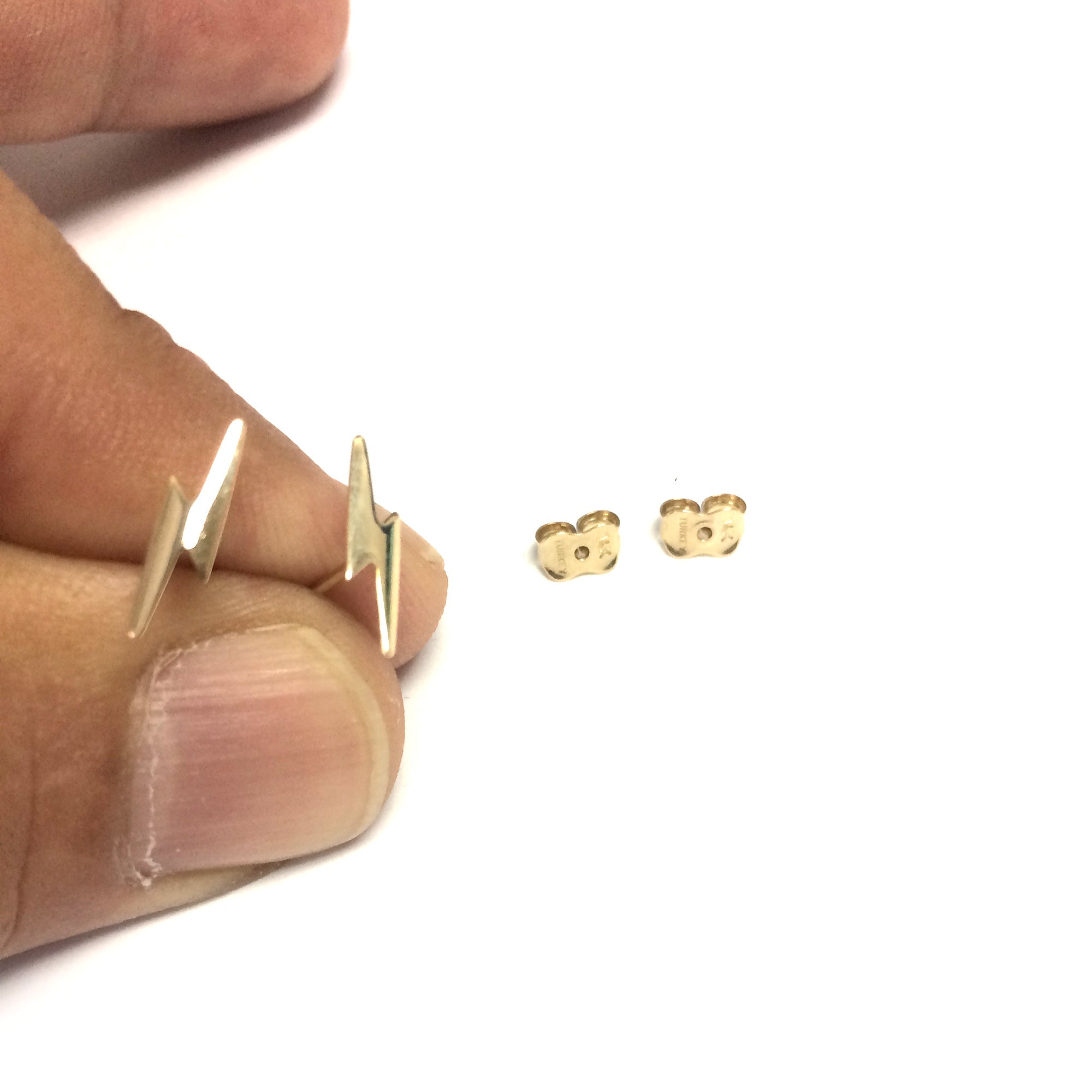 14k Yellow Gold Lighting Bold Stud Earrings - JewelryAffairs