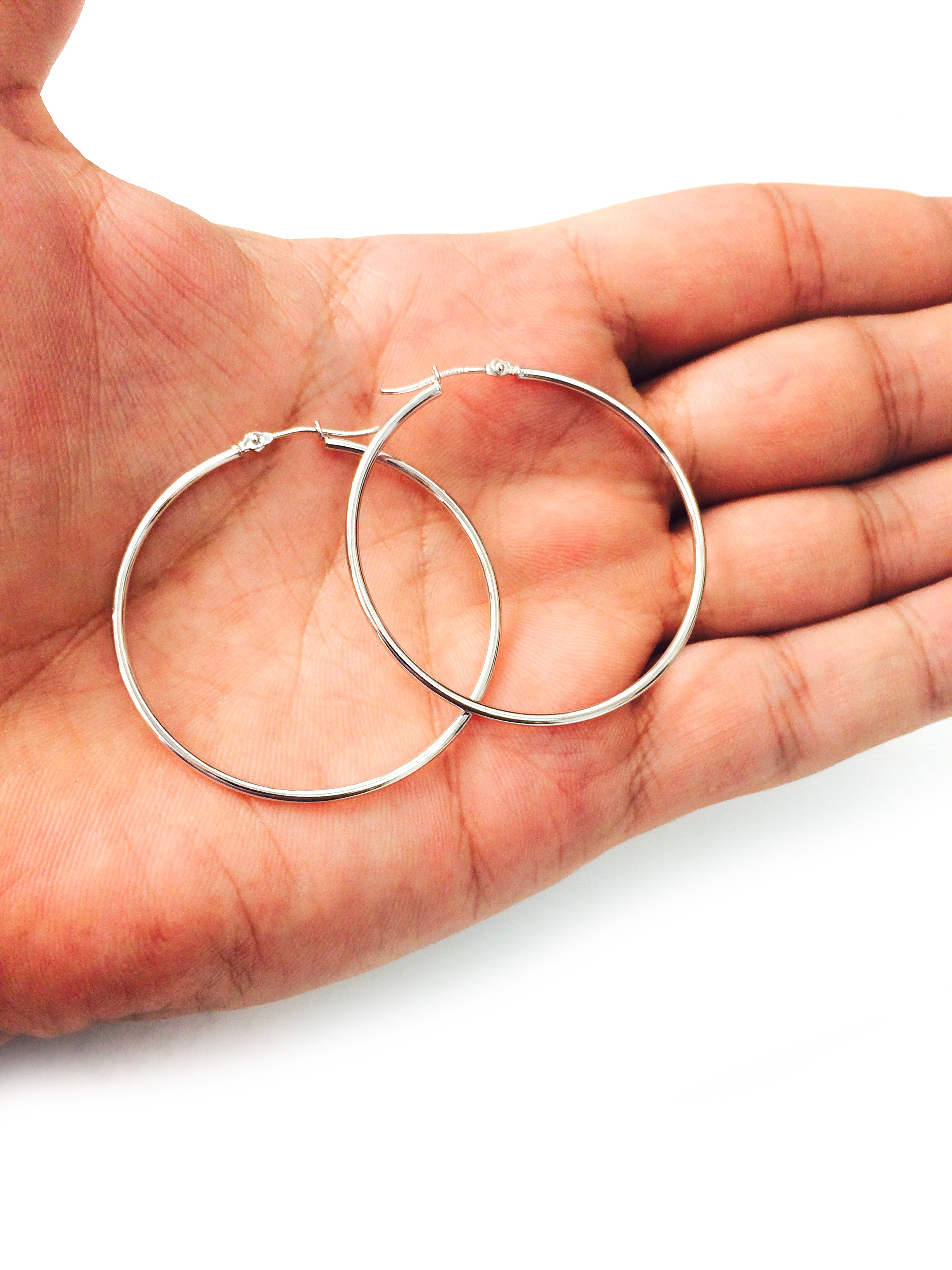 10k White Gold 1.5mm Shiny Round Tube Hoop Earrings fine designer jewelry for men and women