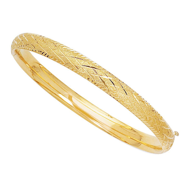 14k Yellow Gold Sparkle And Diamond Shape Pattern Bangle Bracelet, 7"