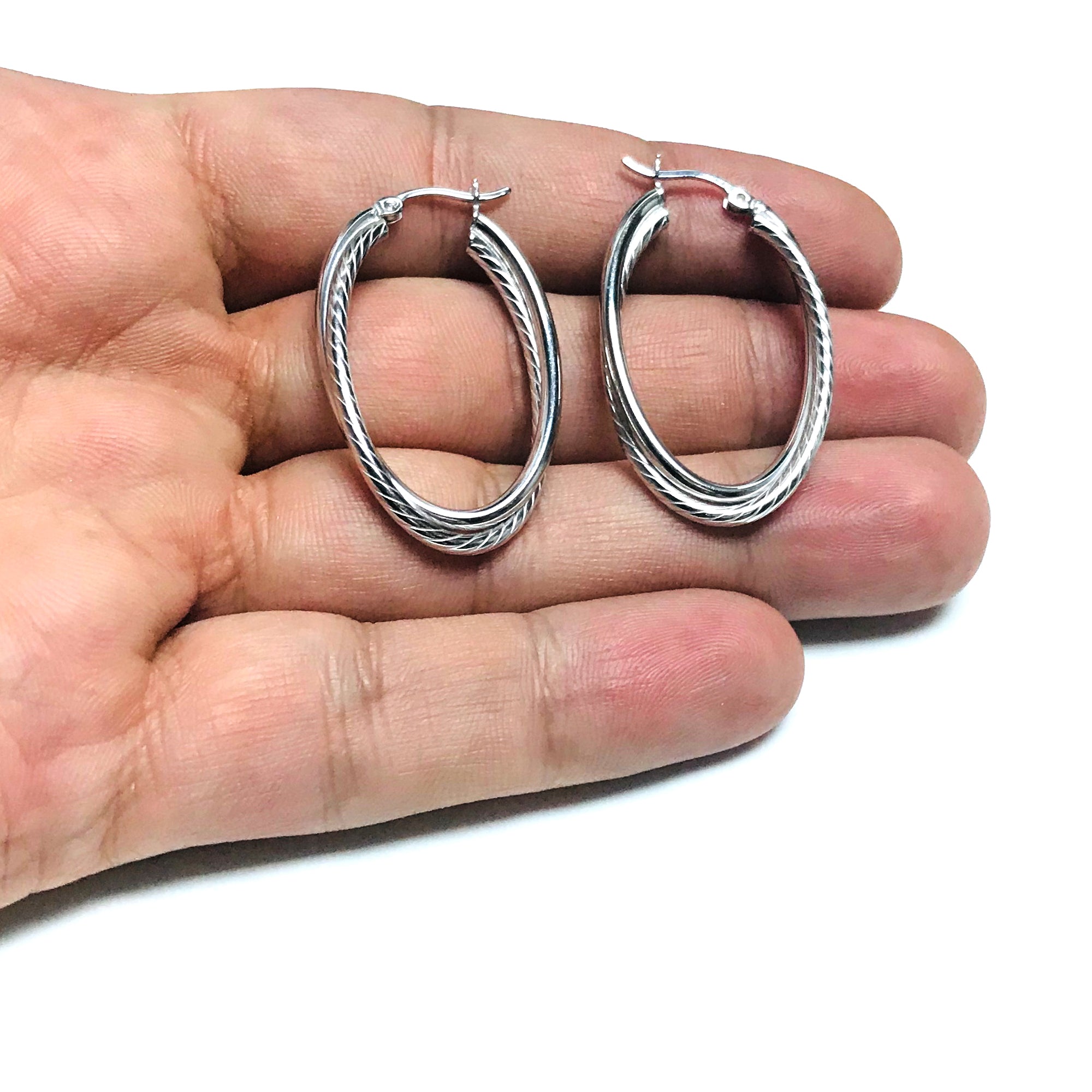 Sterling Silver Rhodium Pläterad Twisted Tube Oval Hoop Örhängen, diameter 35 mm fina designersmycken för män och kvinnor