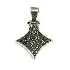 Pendentif losange de style byzantin en argent sterling oxydé, bijoux de créateurs fins pour hommes et femmes