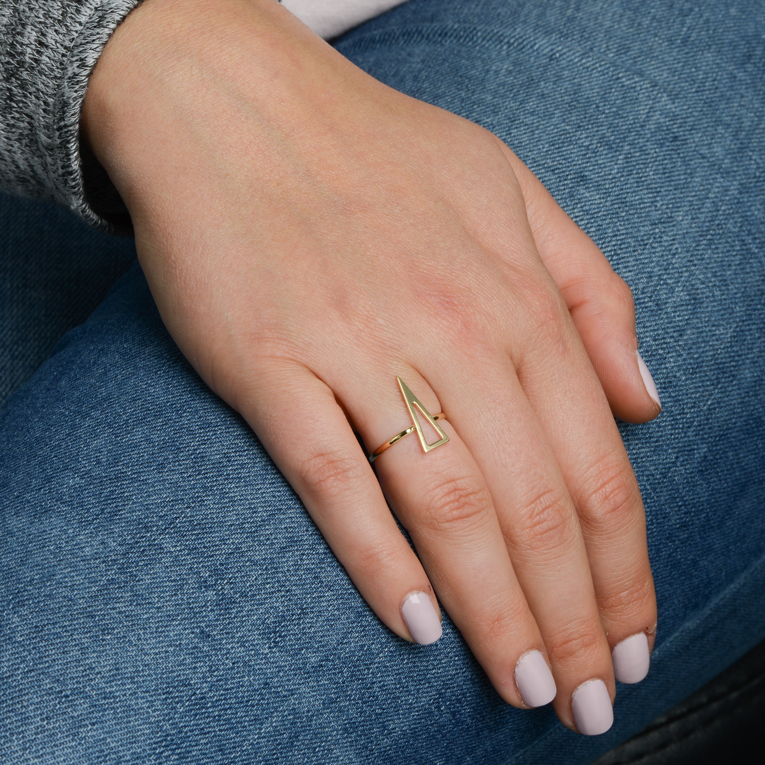 14k Yellow Gold Triangle Shape Ring
